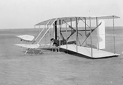 Il Flyer danneggiato dopo il tentativo del 14 dicembre 1903